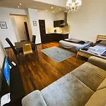 Midtown - Easy Check-in&parking Apartment *