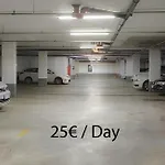 Midtown - Easy Check-in&parking Apartment *