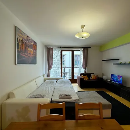 Midtown - Easy Check-in&parking Budapeşte