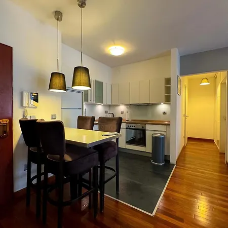 Apartment Midtown - Easy Check-in&parking *