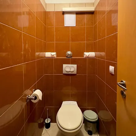 Midtown - Easy Check-in&parking * Budapest