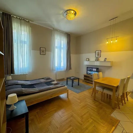 Apartment Midtown - Easy Check-in&parking