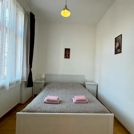 Midtown - Easy Check-in&parking Apartment *
