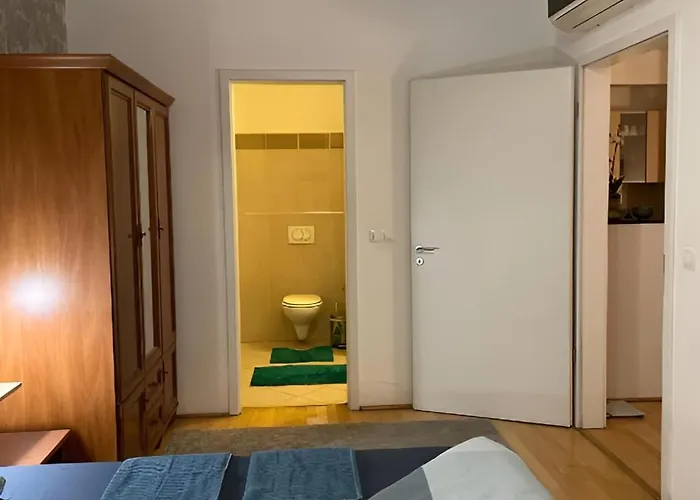 Midtown - Easy Check-in&parking Apartament