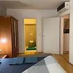 Midtown - Easy Check-in&parking 아파트