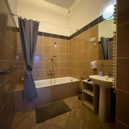 Midtown - Easy Check-in&parking Lejlighed Budapest