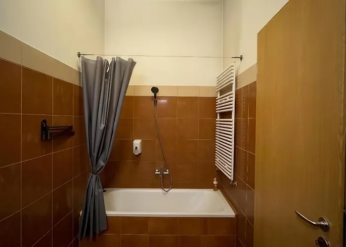 Midtown - Easy Check-in&parking Budapest
